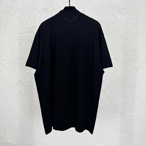 バレンシアガ限定刺繍半袖Tシャツ
