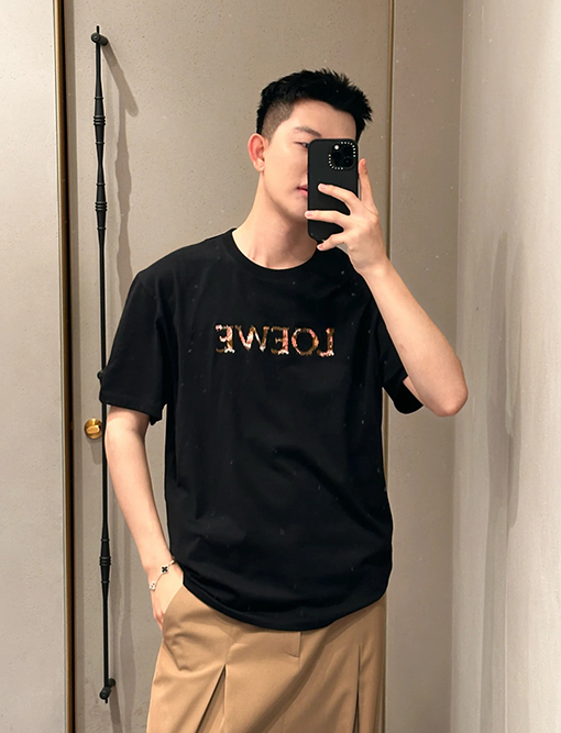 ロエベスーパーコピー多色刺繍半袖Tシャツ