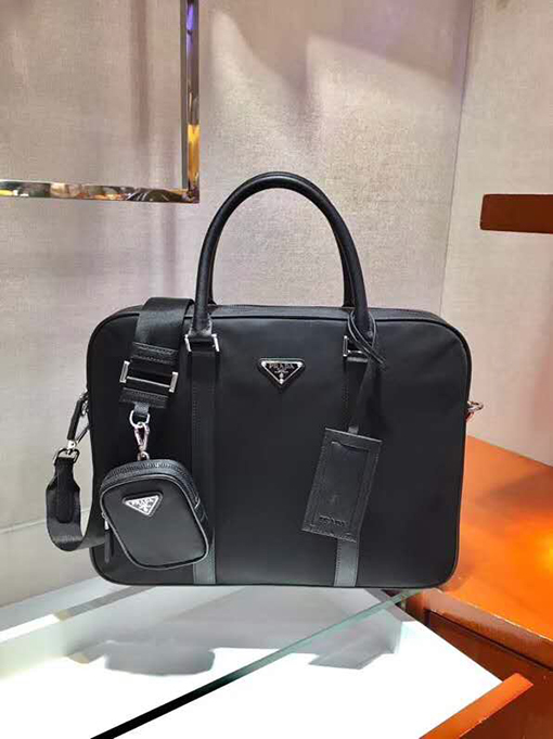 プラダファッションブリーフケース