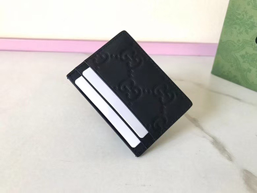 グッチ GGラバーエフェクトカードホルダー
