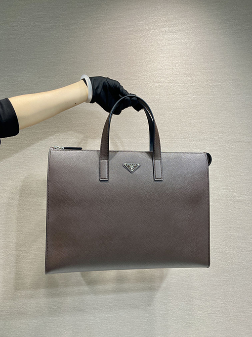 プラダコピーファッションの新しいブリーフケース