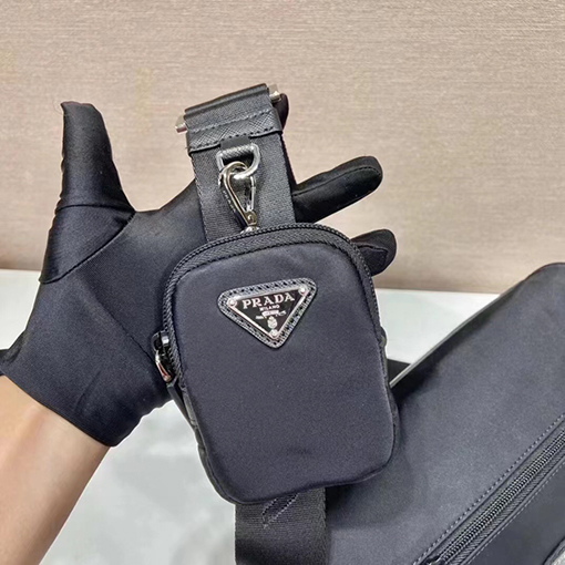 プラダ新しい三角エナメルロゴネームプレートショルダーバッグ