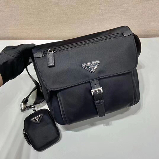 プラダ新しい三角エナメルロゴネームプレートショルダーバッグ