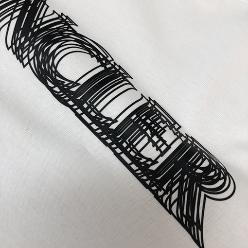 モンクレール 新しいじロゴプリントラウンドネック半袖Tシャツ