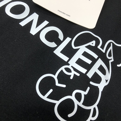 モンクレールスーパーコピー 前後ブランドプリントロゴ半袖Tシャツ