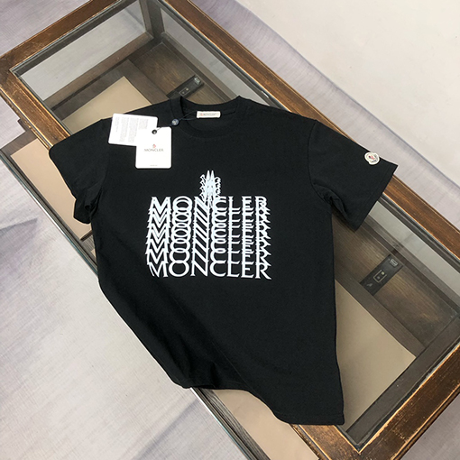 モンクレール 胸にブランドプリントゴースト文字ロゴ半袖Tシャツ