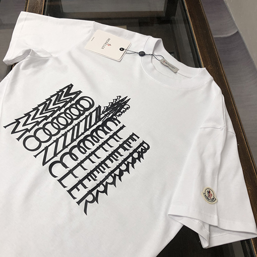 モンクレール 胸にブランドプリントゴースト文字ロゴ半袖Tシャツ
