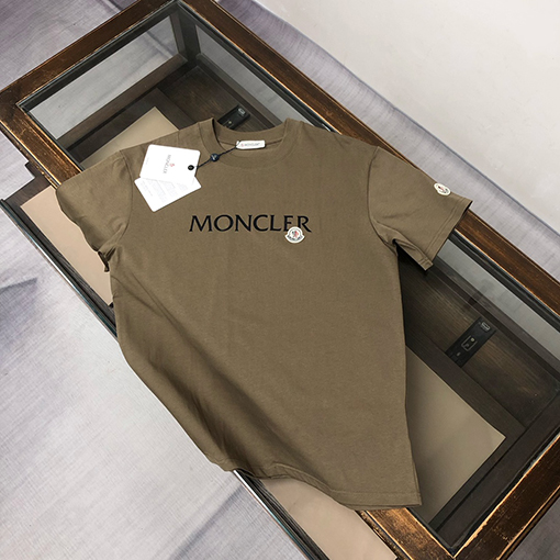 モンクレール 新しいロゴプリント半袖Tシャツ