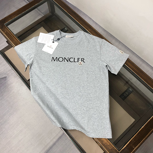 モンクレール 新しいロゴプリント半袖Tシャツ