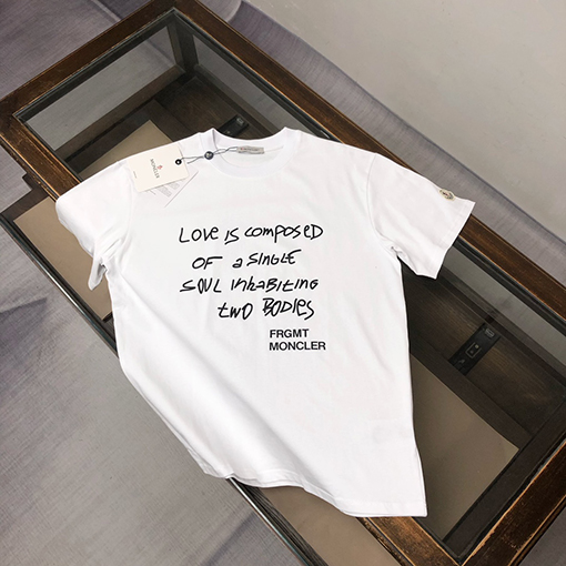 モンクレールコピー 胸に文字ロゴプリント半袖Tシャツ