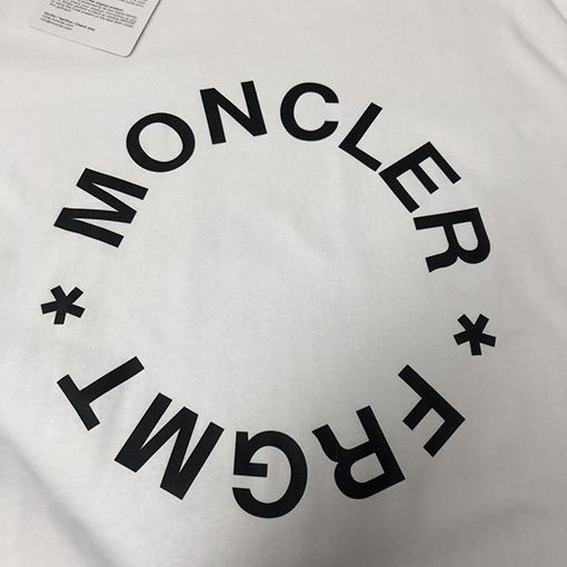 モンクレール プリントロゴ半袖Tシャツ