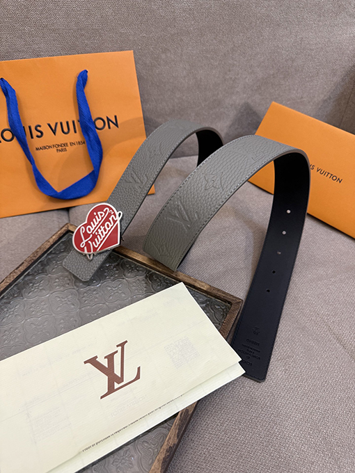 ルイヴィトンLV Shield 両面ベルト