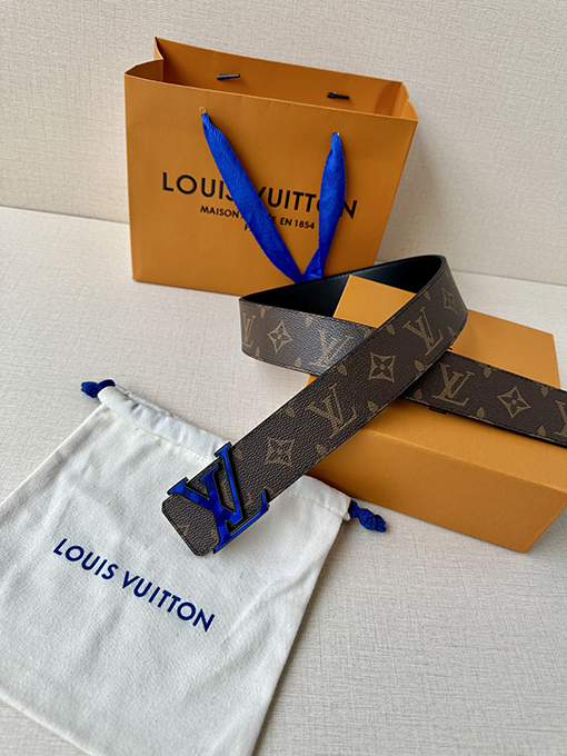 ルイヴィトンLV Initiales バックル両面ベルト