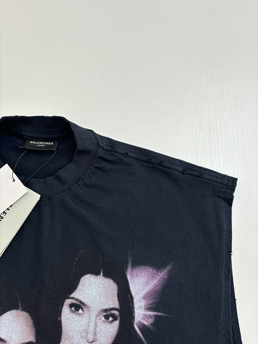 バレンシアガ25SSキミアート磨耗ノースリーブTシャツ