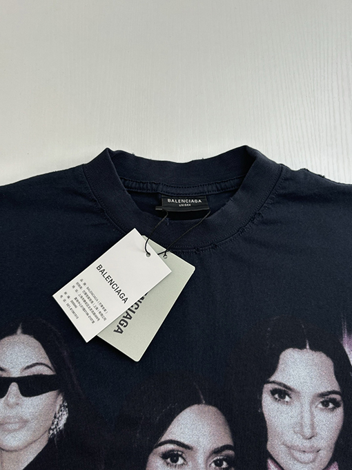 バレンシアガ25SSキミアート磨耗ノースリーブTシャツ