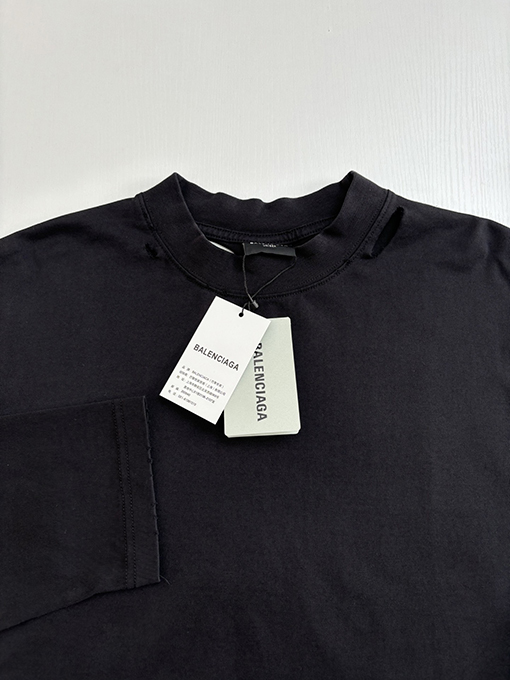 バレンシアガ 新しいマスキングテープ長袖Tシャツ