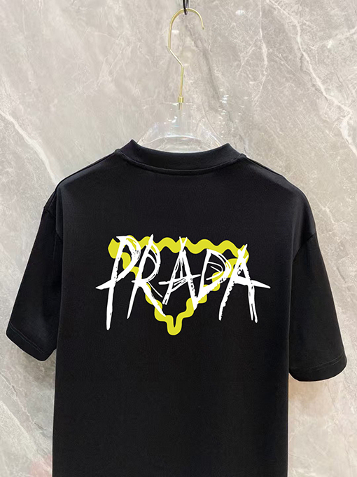 プラダブランドロゴのラウンドネックTシャツ