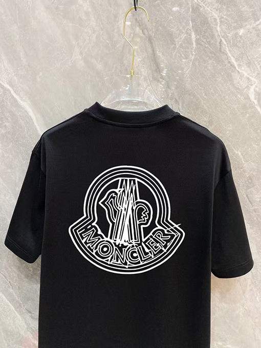 モンクレールスーパーコピー新しいのカウンターの最新の半袖ラウンドネックTシャツ