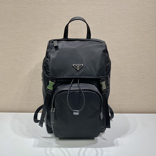 adidas x PRADA コラボコレクションファッションリュックサック