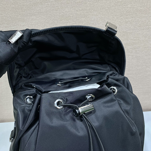adidas x PRADA コラボコレクションファッションリュックサック