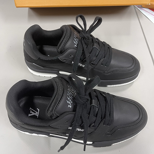 ルイヴィトン Trainer 25Ss 限定シリーズスニーカー
