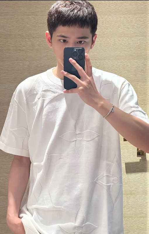 ルイヴィトンLouis Vuittonスーパーコピージャカード&middot;ニット 半袖 Tシャツ