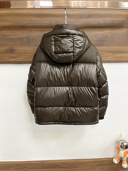 フェンディFENDIスーパーコピーダウンジャケットアウター