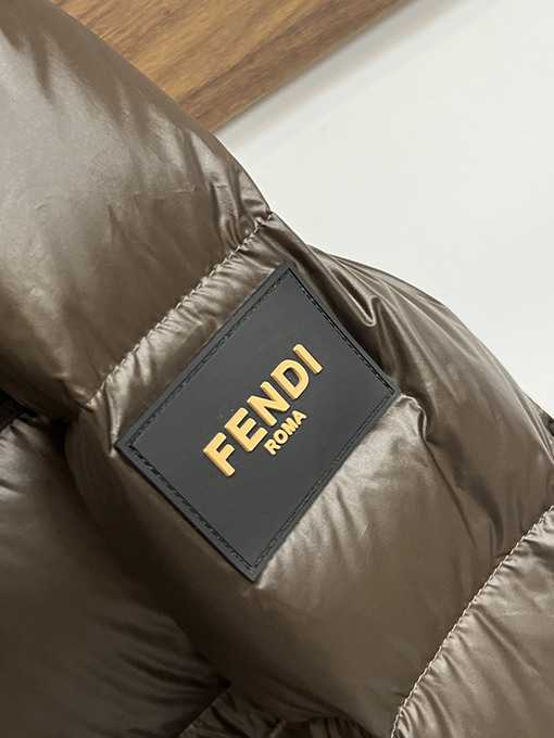 フェンディFENDIスーパーコピーダウンジャケットアウター