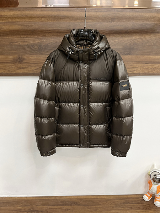 フェンディFENDIスーパーコピーダウンジャケットアウター