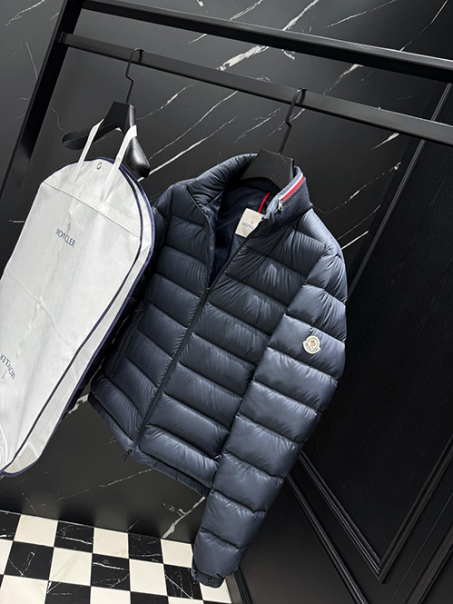モンクレールスーパーコピー ハイエンド アウター
