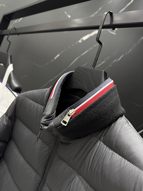 モンクレールスーパーコピーのブラックフライデー