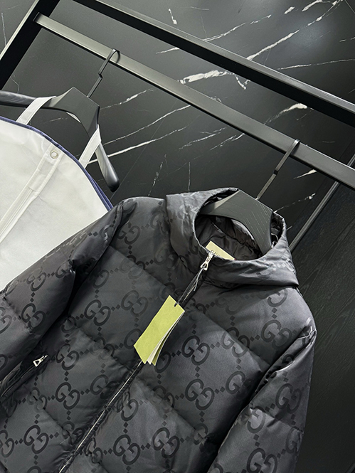 グッチ GGキャンバススーパーコピー 高級ダウン