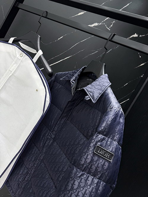 ディオールスーパーコピーオブリーク ダウンジャケット