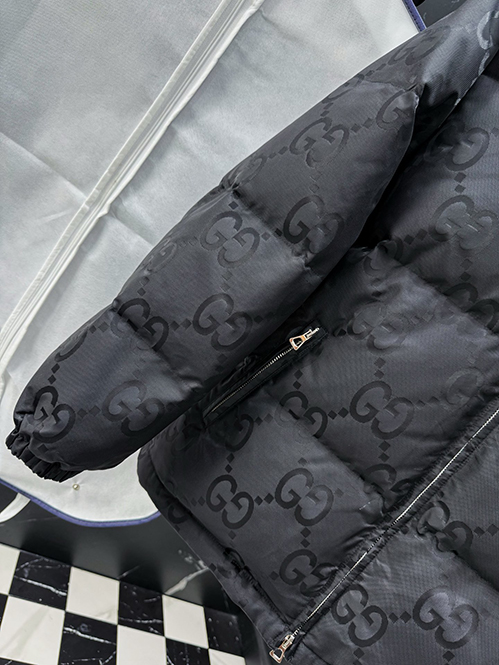 グッチ GGキャンバススーパーコピー 高級ダウン