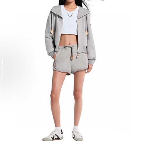 ルイ･ヴィトンスタイリッシュで上質な仕上レディース フード パーカー アウター