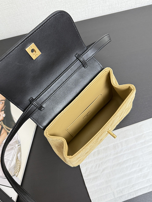 シャネルスーパーコピーワイドショルダーバッグ