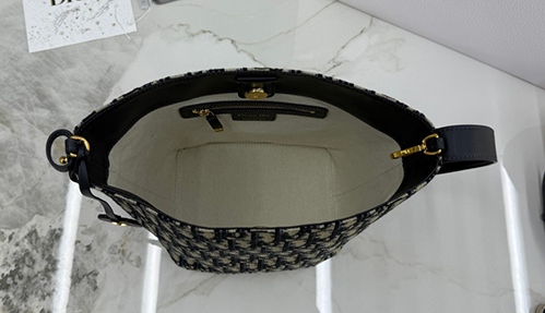 ディオールスーパーコピー スターバケットバッグ