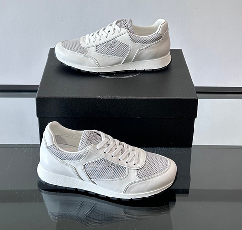 プラダ スーパーコピーメンズ プラックス 2.0 リナイロン＆スエード スニーカー