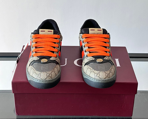 グッチ スーパーコピーGGスプリーム スター スニーカー