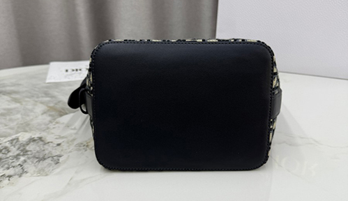 ディオールスーパーコピー スターバケットバッグ