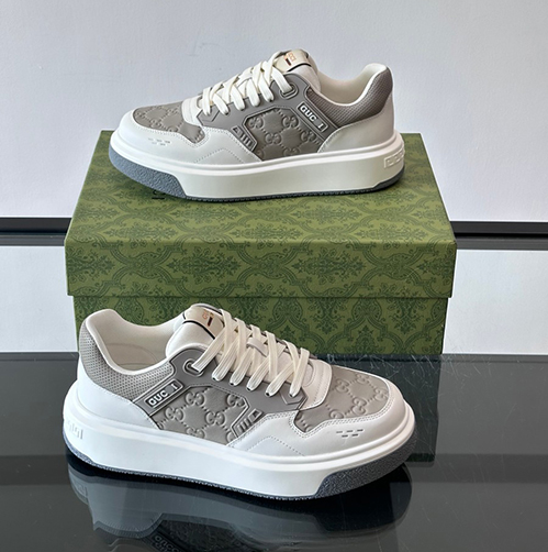 グッチ スーパーコピーGG メンズ ロゴ スニーカー