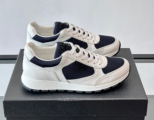 プラダ スーパーコピーメンズ プラックス 2.0 リナイロン＆スエード スニーカー