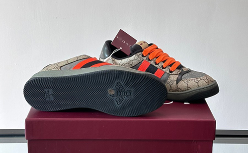 グッチ スーパーコピーGGスプリーム スター スニーカー