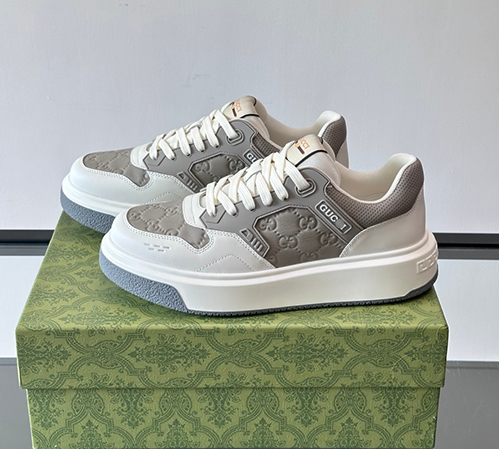 グッチ スーパーコピーGG メンズ ロゴ スニーカー