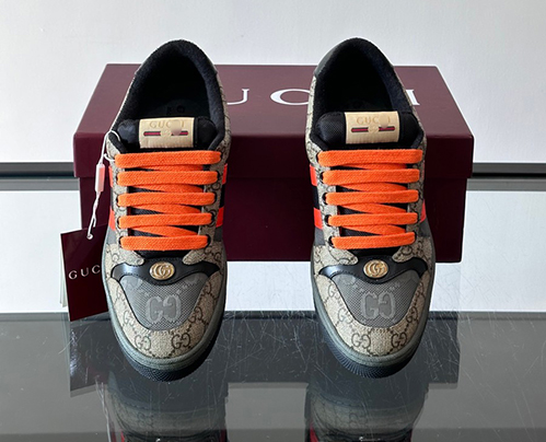 グッチ スーパーコピーGGスプリーム スター スニーカー