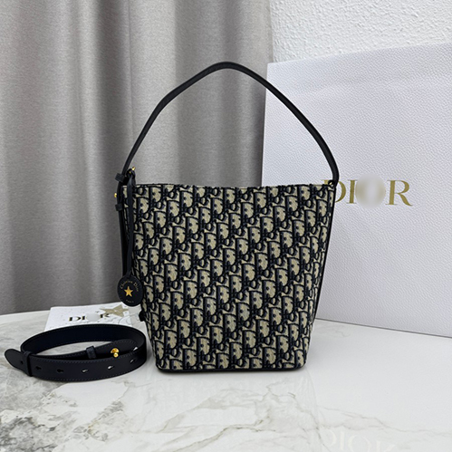 ディオールスーパーコピー スターバケットバッグ