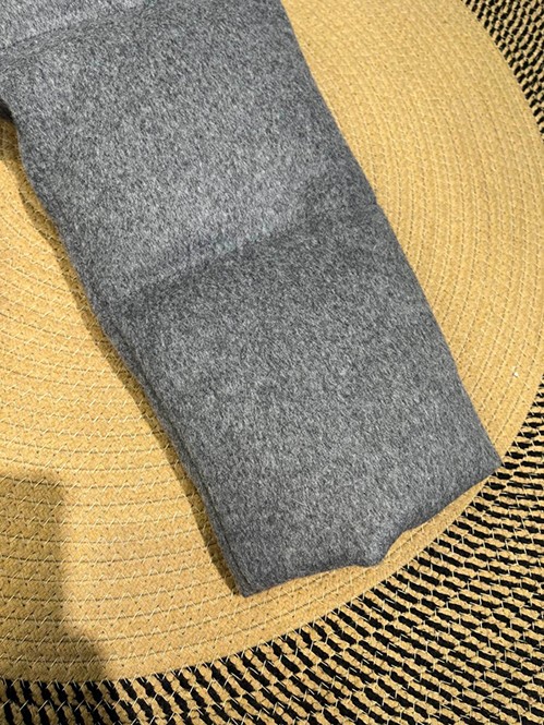 プラダスーパーコピー ベルベット パディング ダウンジャケット ネイビー