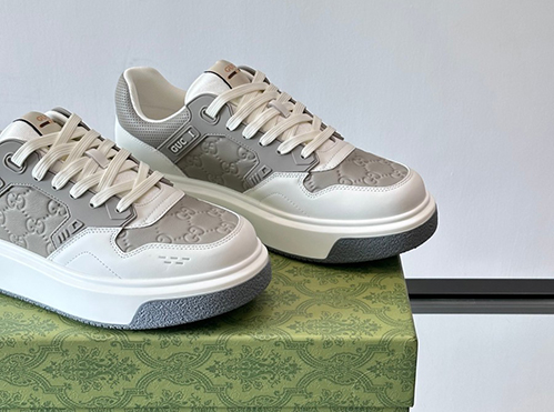 グッチ スーパーコピーGG メンズ ロゴ スニーカー