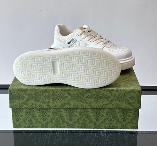 グッチ スーパーコピーGG メンズ ロゴ スニーカー