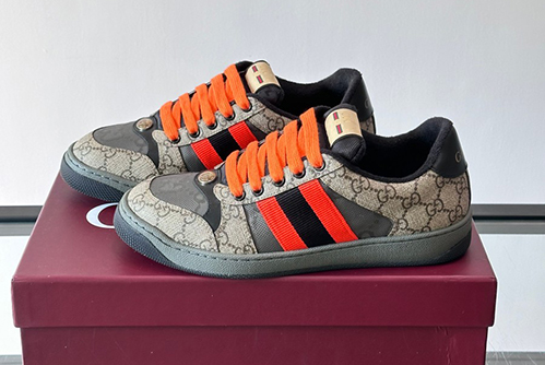 グッチ スーパーコピーGGスプリーム スター スニーカー